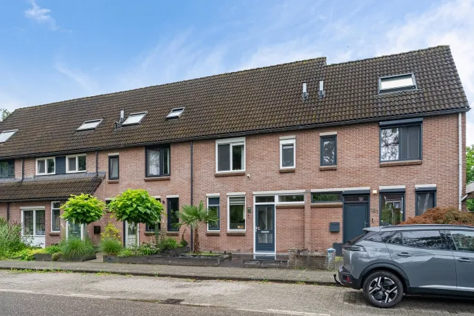 Tussenwoning te koop: Bekspringhoek 119, Helmerhoek-Zuid Enschede
