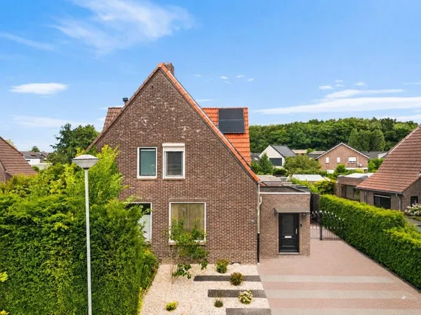 Semi-detached for sale: Belboomweg 32, Centrum Stein