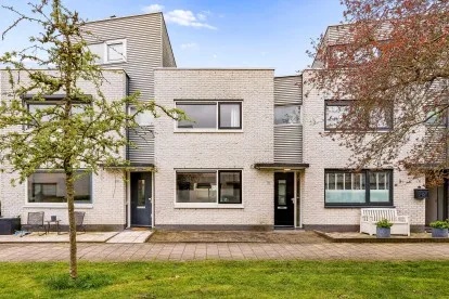 Tussenwoning te koop: Belcampohof 18, Literatuurwijk Midden-oost Almere