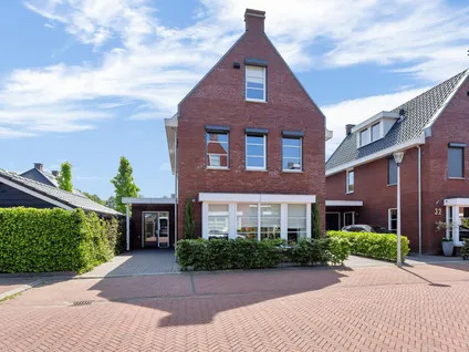 Vrijstaande woning te koop: Belcampohof 34, Oud-Beijerland