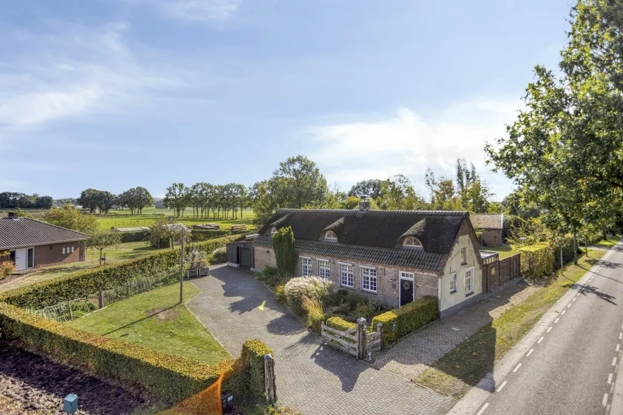 Vrijstaande woning te koop: Belgerenseweg 11, Vlierden