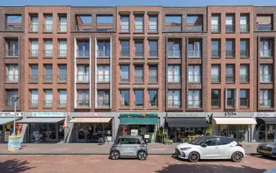 Apartment for sale: Belgiëstraat 10, Europakwartier W.-Noord Almere