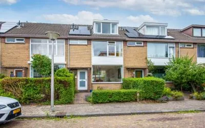 Tussenwoning te koop: Belle van Zuylenlaan 39, Heldenbuurt Amstelveen