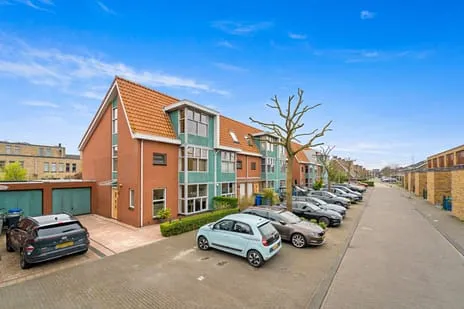Tussenwoning te koop: Bellefleur 35, Den Hoorn Den Hoorn (Zh)