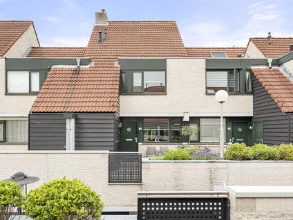 Appartement te koop: Bellestein 143, De Steinen Ede