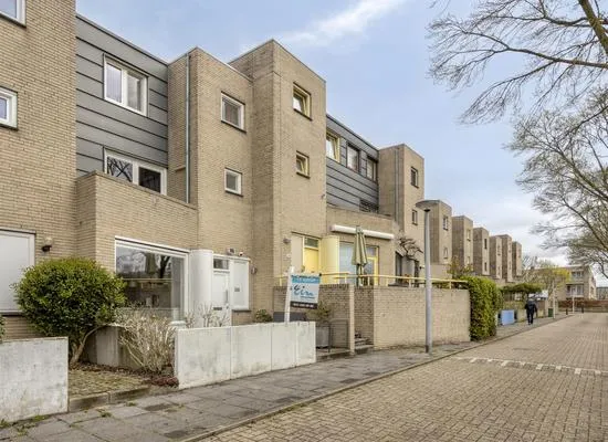 Tussenwoning te koop: Bellomontedomein 38, Randwyck Maastricht