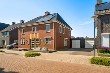 Tussenwoning te koop: Beltmolenstraat 23, Kern Roggel Roggel