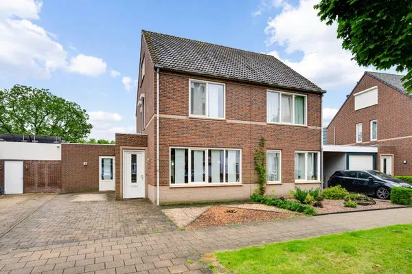 Hoekwoning te koop: Beltmolenstraat 64, Kern Roggel Roggel