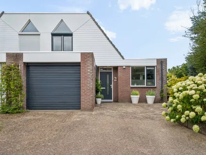 Corner house for sale: Ben Goerionsingel 2, De Singels Ede