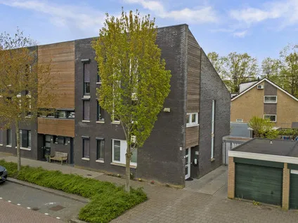 Hoekwoning te koop: Benatzkystraat 20, Heikant Oost Tilburg