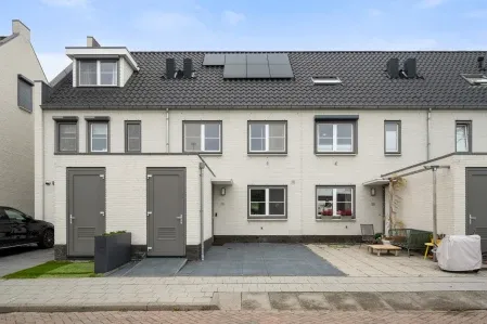 Tussenwoning te koop: Benedenveer 10, Benedenveer Sliedrecht