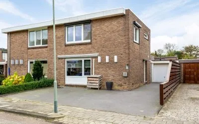 Twee-onder-één-kap te koop: Benedicstraat 3, Gronsveld Gronsveld