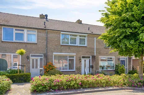 Tussenwoning te koop: Beneluxlaan 4, Vliedberg Vlijmen