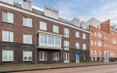 Appartement te koop: Beneluxlaan 607, Almere