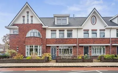 Hoekwoning te koop: Bennebroekerlaan 3, Villawijk Het Duin Bennebroek