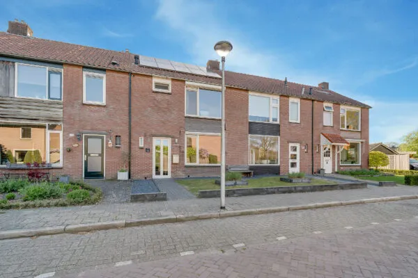 Tussenwoning te koop: Bentertsweg 51, Nijverdal