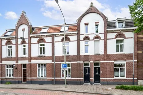 Tussenwoning te koop: Benzenraderweg 12, Lindeveld Heerlen