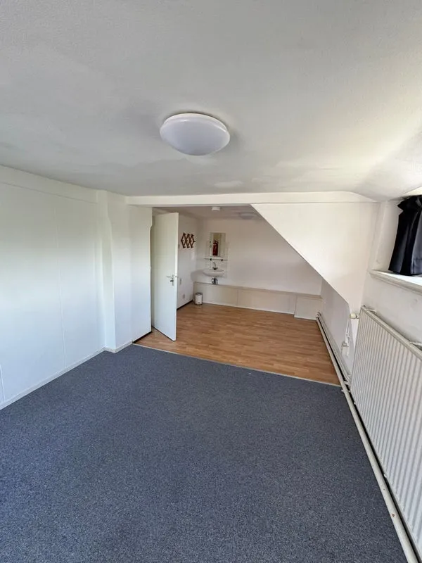 Kamer te huur: Benzenraderweg, Lindeveld Heerlen