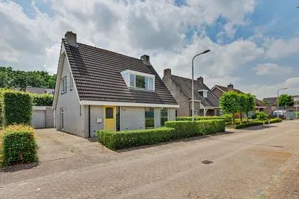 Vrijstaande woning te koop: Bereklauw 5, De Kuil Udenhout