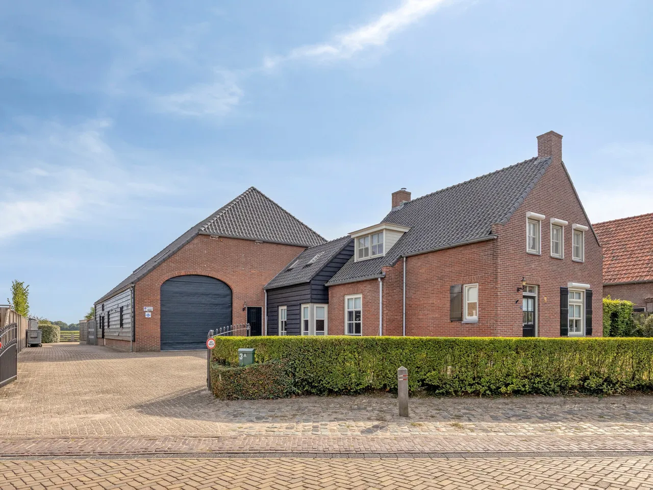 Vrijstaande woning te koop: Bergenstraat 3A, Raamsdonk