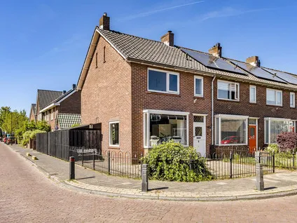 Hoekwoning te koop: Bergerslaan 2, Oostertuinen Beverwijk
