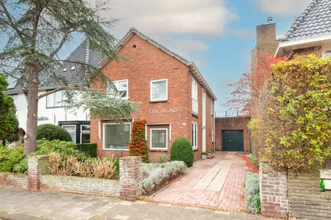 Tussenwoning te koop: Bergerweg 68, Bergerhof en Blaeustraatkwartier Alkmaar