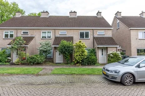 Tussenwoning te huur: Bergkristal 4, Hoefeind Oss