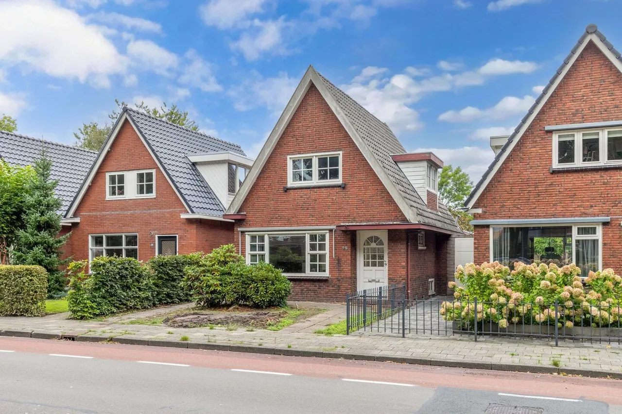 Vrijstaande woning te koop: Berglaan 29, Drachten