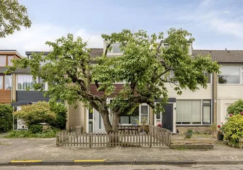 Hoekwoning te koop: Berglaan 92, Meerzicht-West Zoetermeer