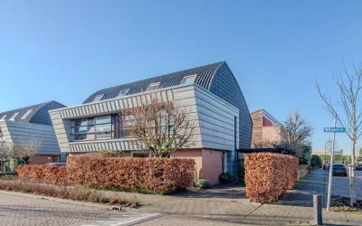 Semi-detached for sale: Bergmolen 24, Molenbuurt Bleiswijk