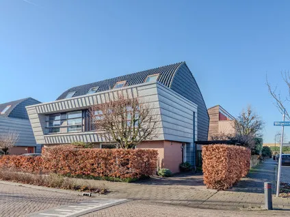 Twee-onder-één-kap te koop: Bergmolen 24, Molenbuurt Bleiswijk