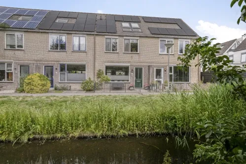 Tussenwoning te koop: Bergmolen 29, Beerendrecht Alphen Aan Den Rijn
