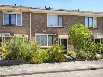 Tussenwoning te koop: Bergoord 10, Groot IJsselmonde Rotterdam