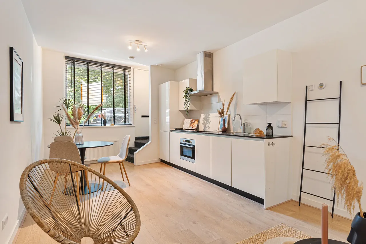 Appartement te koop: Bergselaan 151, Rotterdam