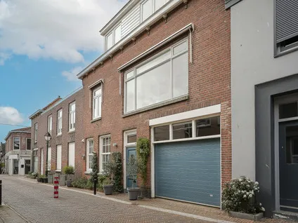 Tussenwoning te koop: Bergstraat 66, Leerdam