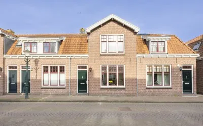 Tussenwoning te koop: Bergstraat 7, Oude Dorp Uitgeest