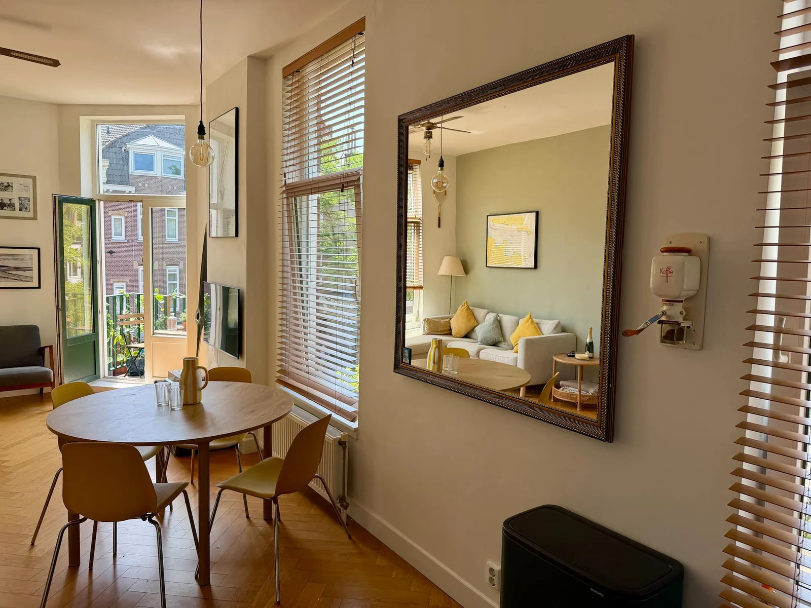 Appartement te huur: Bergweg 157B, Rotterdam