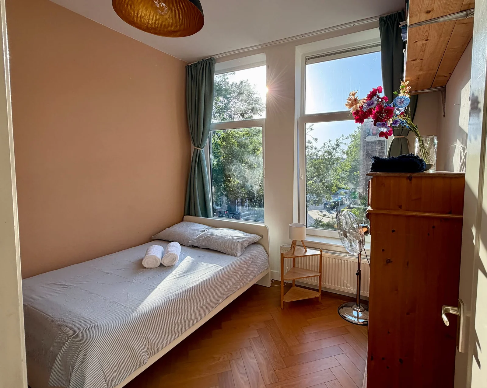 Appartement te huur: Bergweg 157B, Rotterdam