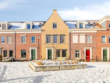 Tussenwoning te koop: Bergweg 43, Middelharnis