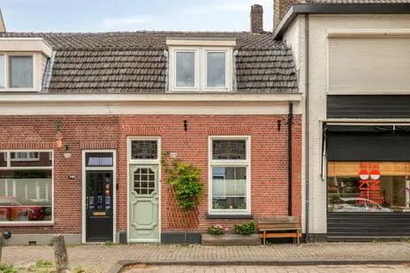 Tussenwoning te koop: Berkdijksestraat 103, Schrijversbuurt Tilburg