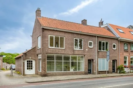 Tussenwoning te koop: Berkelsingel 116, Laarstraat en omgeving Zutphen