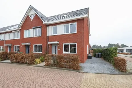 Hoekwoning te koop: Berkenblad 19, Oostvoorne