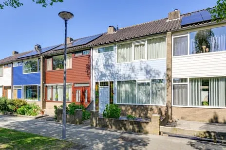 Tussenwoning te koop: Berkenhof 7, Rozenburg Rozenburg (Zh)