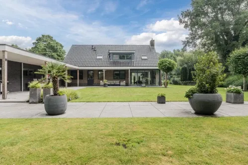 Vrijstaande woning te koop: Berkenlaan 10, Venesluis Hoogeveen