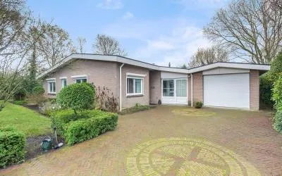Vrijstaande woning te koop: Berkenlaan 3, Oostkapelle
