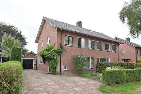 Tussenwoning te huur: Berkenlaantje 12, Zevenend Laren (Nh)