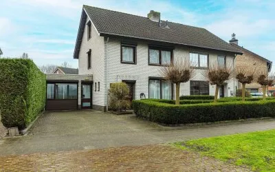 Twee-onder-één-kap te koop: Berkenring 59, Zundert Zundert