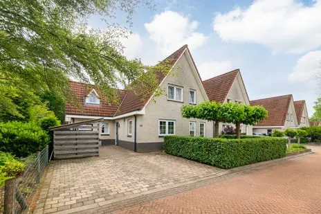 Twee-onder-één-kap te koop: Berkenschakel 20, Dorp Bathmen Bathmen