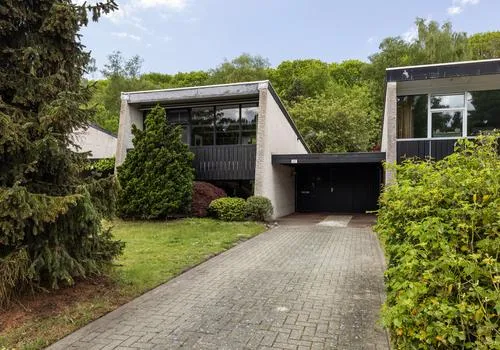 Tussenwoning te koop: Berlagelaan 117, De Leijen Bilthoven