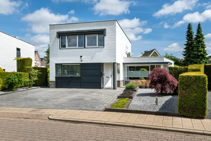 Vrijstaande woning te koop: Berlageplein 3, Parkheide Landgraaf